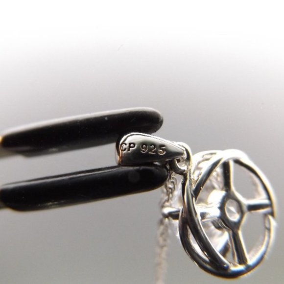 .925 Sterling Silver Crystal Solitaire Round Pendant Necklace - Picture 8 of 11